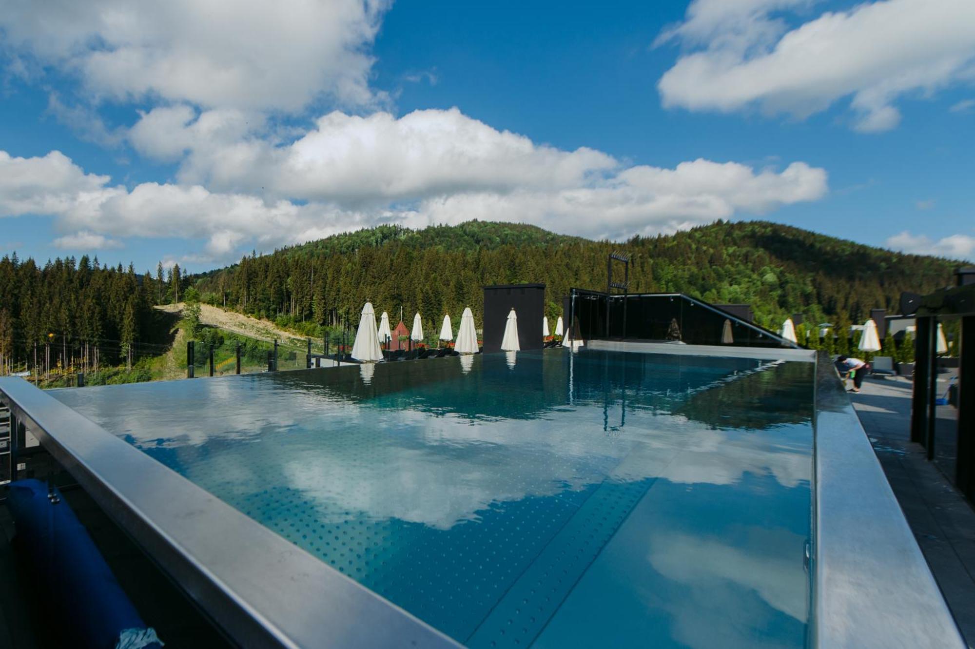 Mountain Residence Apartments & Chalet Bukovel Exterior photo